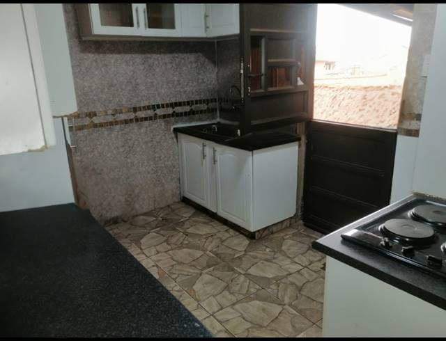 2 BEDROOM HOUSE FOR SALE IN SEBOKENG ZONE 19